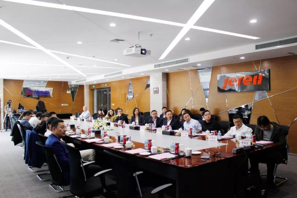 1634173110755091755.jpg 聚焦第十届CIO烟台峰会 共探信息化与数字化转型新路径!